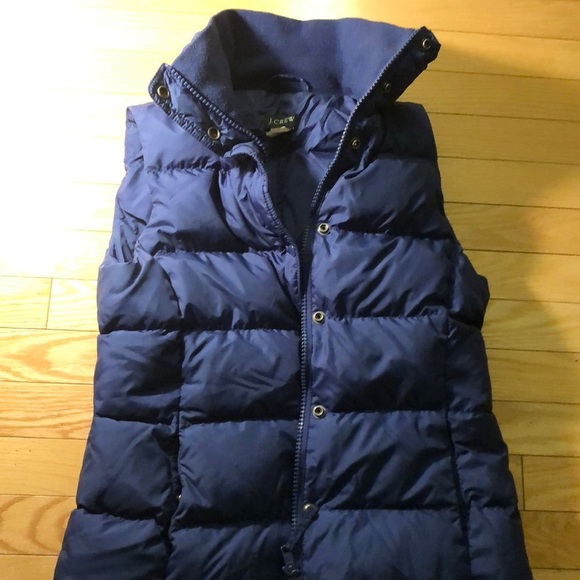 J. CREW DOWN FILLED WOMANS  BLUE PUFFER VEST ✨ - Picture 3 of 8